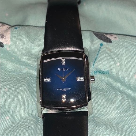 Men’s Armitron Watch - Picture 2 of 8
